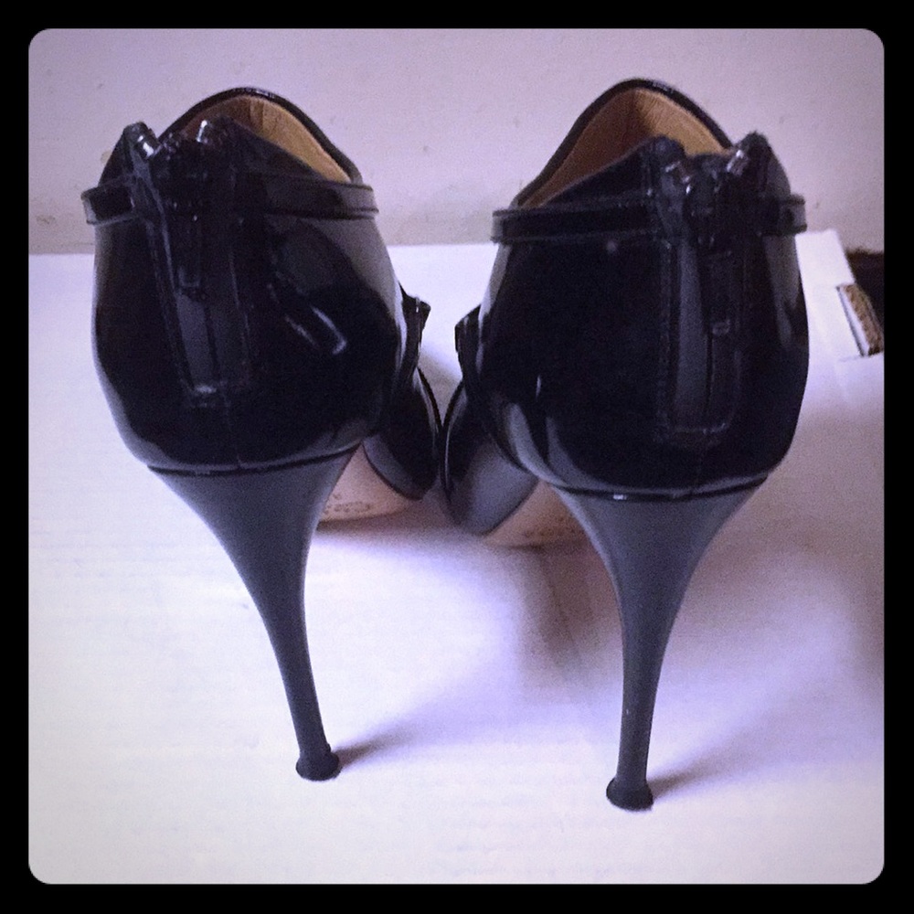 Chloe’ Boots/Booties. Patten leather. Pre-loved.